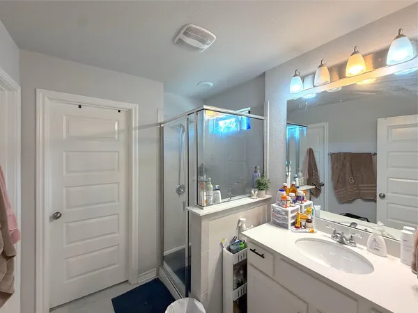 $2,175 | 2004 Pecan Island Drive, Leander, TX 78641