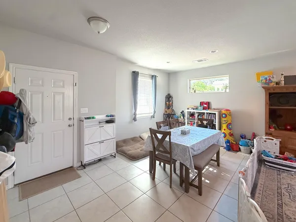 $2,175 | 2004 Pecan Island Drive, Leander, TX 78641