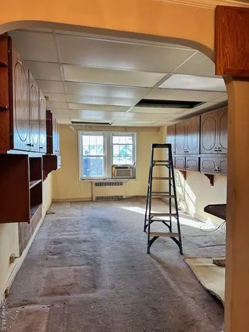 $399,000 | 15 Gaynor Avenue, Unit 2H, Manhasset, NY 11030