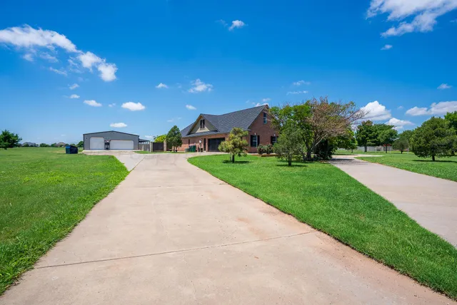 $675,000 | 17400 Farm To Market Road 2590, Canyon, TX 79015