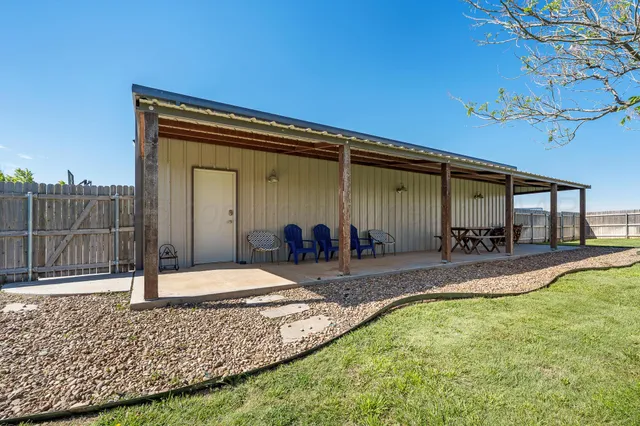 $675,000 | 17400 Farm To Market Road 2590, Canyon, TX 79015