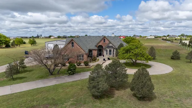 $675,000 | 17400 Farm To Market Road 2590, Canyon, TX 79015