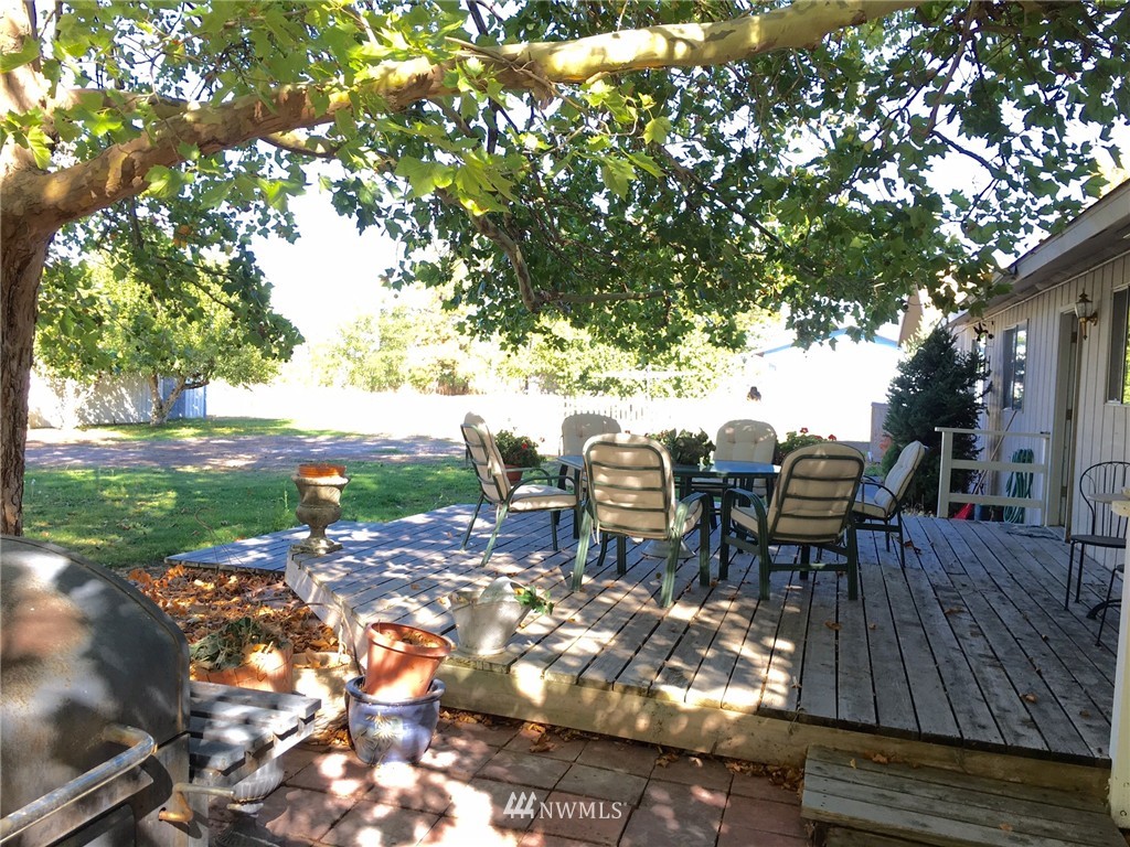 3952 Thayer Road Northeast Moses Lake, WA 98837 - Photo 17 of 20