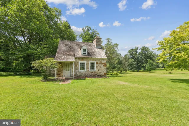 $2,599,000 | 20 Constant Spring Road, Malvern, PA 19355