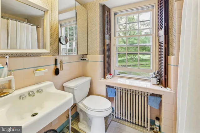 $2,599,000 | 20 Constant Spring Road, Malvern, PA 19355