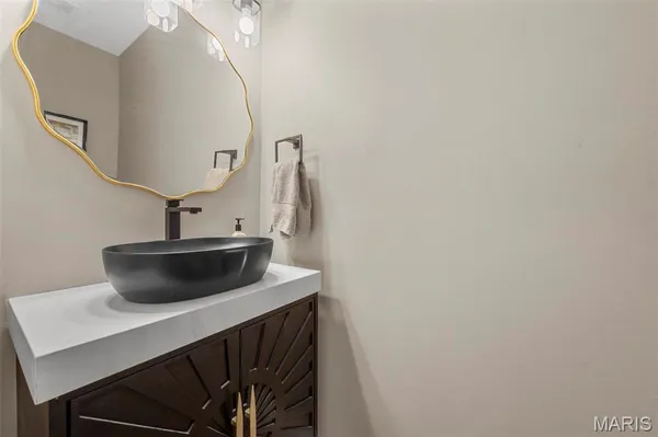 $1,670,770 | 1315 Wildhorse Meadows Drive, Chesterfield, MO 63005