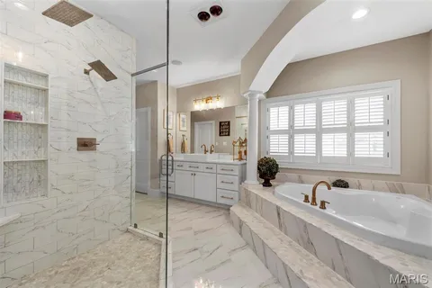 $1,695,000 | 1315 Wildhorse Meadows Drive, Chesterfield, MO 63005