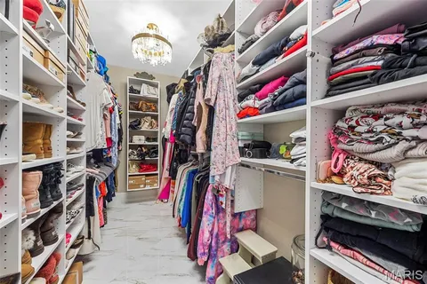 $1,695,000 | 1315 Wildhorse Meadows Drive, Chesterfield, MO 63005