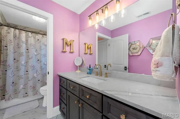 $1,670,770 | 1315 Wildhorse Meadows Drive, Chesterfield, MO 63005