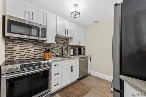 $1,695,000 | 1315 Wildhorse Meadows Drive, Chesterfield, MO 63005