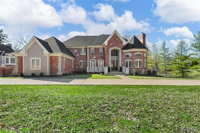 $1,695,000 | 1315 Wildhorse Meadows Drive, Chesterfield, MO 63005