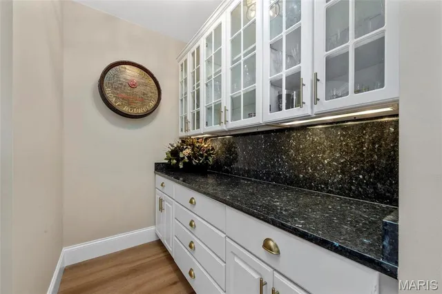 $1,695,000 | 1315 Wildhorse Meadows Drive, Chesterfield, MO 63005