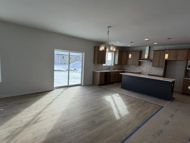 $629,900 | 1749 Hammock Lane, Oconomowoc, WI 53066