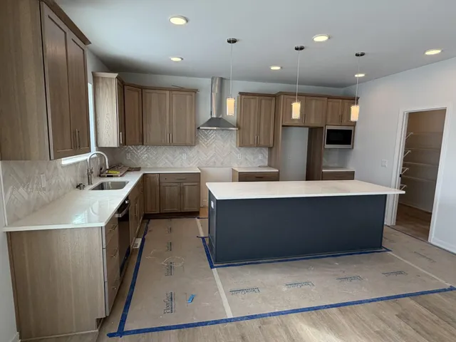 $629,900 | 1749 Hammock Lane, Oconomowoc, WI 53066