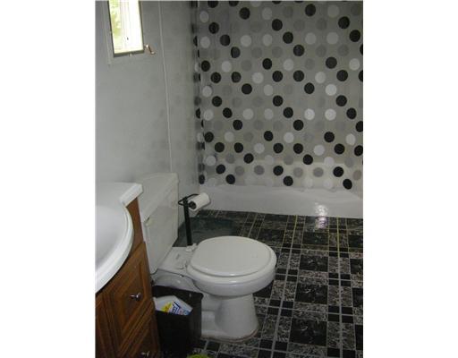 260 Maple Road Burgettstown, PA 15021 - Photo 8 of 13 Master Bath/Spa.