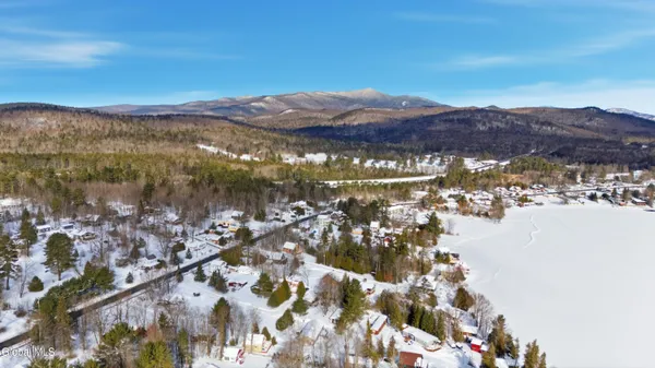 $459,000 | 17 Easy Street, Schroon Lake, NY 12870