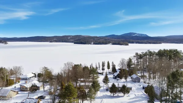 $459,000 | 17 Easy Street, Schroon Lake, NY 12870