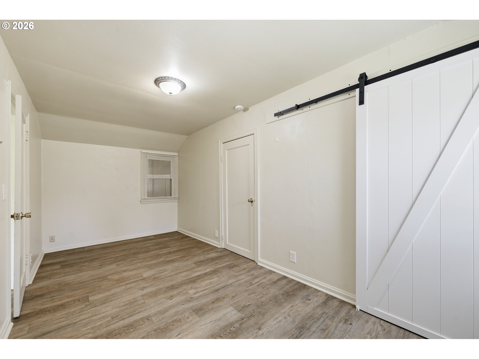 2291 Norkenzie Road Eugene, OR 97401 - Photo 18 of 41