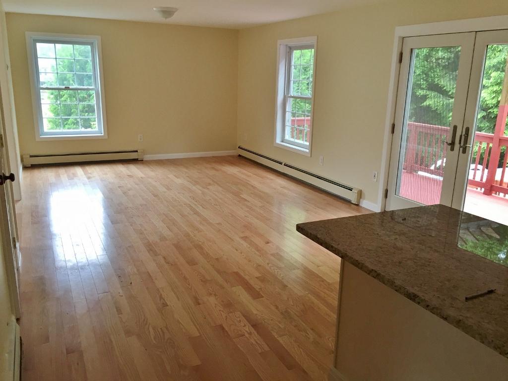 31 Copper Lane Rochester, NH 03868 - Photo 4 of 18