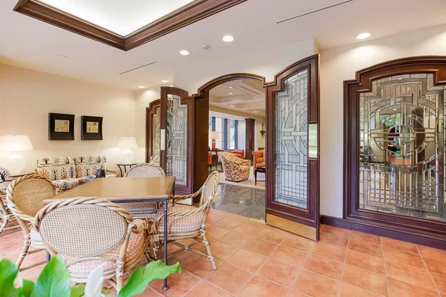 $1,675,000 | 400 West 49th Terrace, Unit 2112, Kansas City, MO 64112