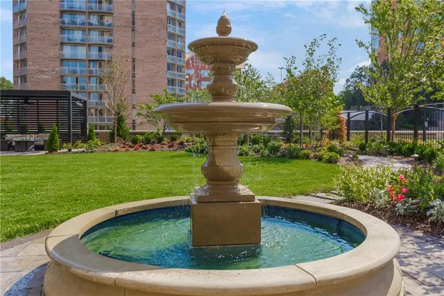 $1,675,000 | 400 West 49th Terrace, Unit 2112, Kansas City, MO 64112