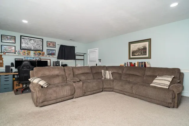 $330,000 | 32 Woodside Drive, Waynesboro, VA 22980