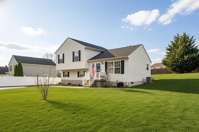 $330,000 | 32 Woodside Drive, Waynesboro, VA 22980