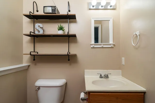 $330,000 | 32 Woodside Drive, Waynesboro, VA 22980