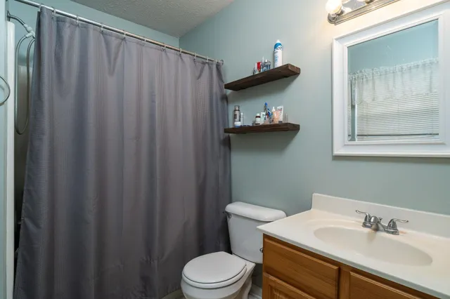 $330,000 | 32 Woodside Drive, Waynesboro, VA 22980