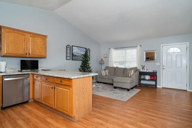 $330,000 | 32 Woodside Drive, Waynesboro, VA 22980