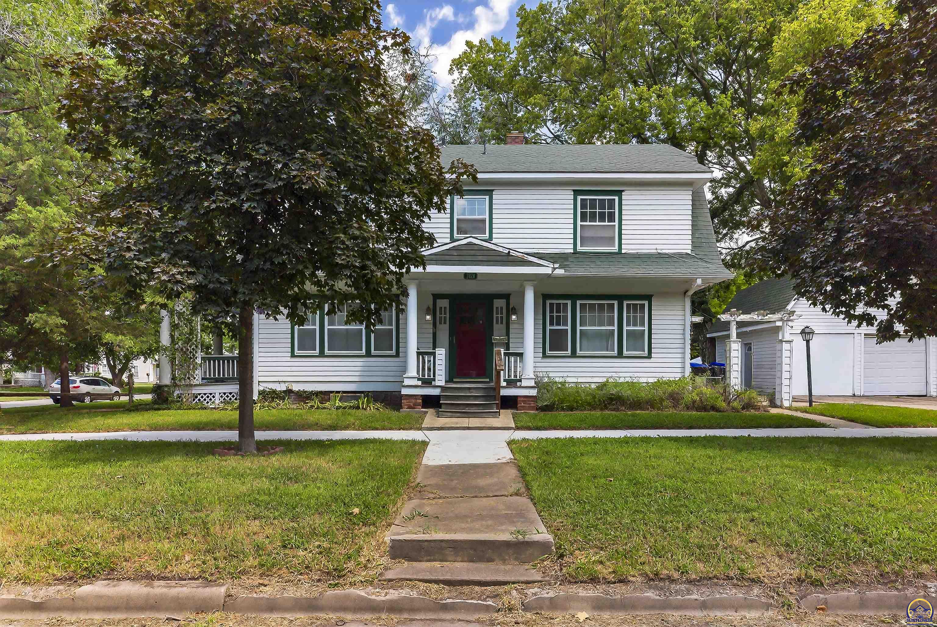 1020 Southwest 11th Street Topeka, KS 66604 - Photo 1 of 1