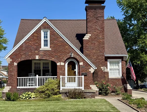 $259,000 | 1608 Jackson Street, Jasper, IN 47546