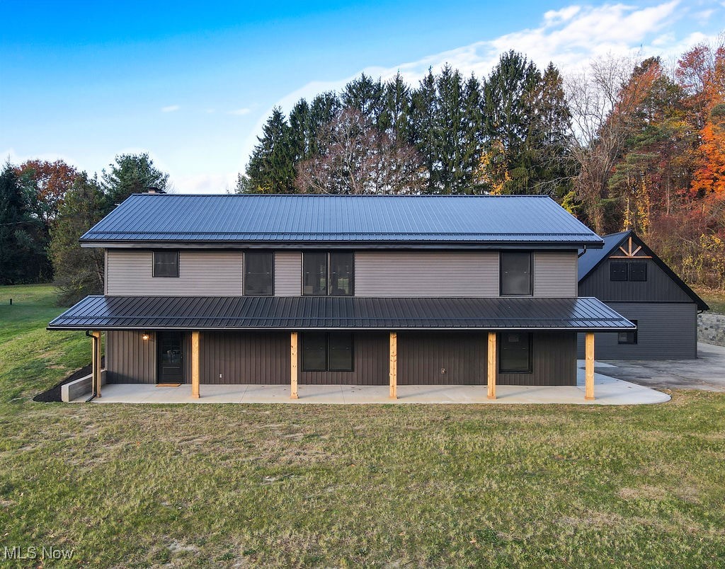 1048 Rolling Meadows Road Akron, OH 44333 - Photo 1 of 41 Gallery Image 1