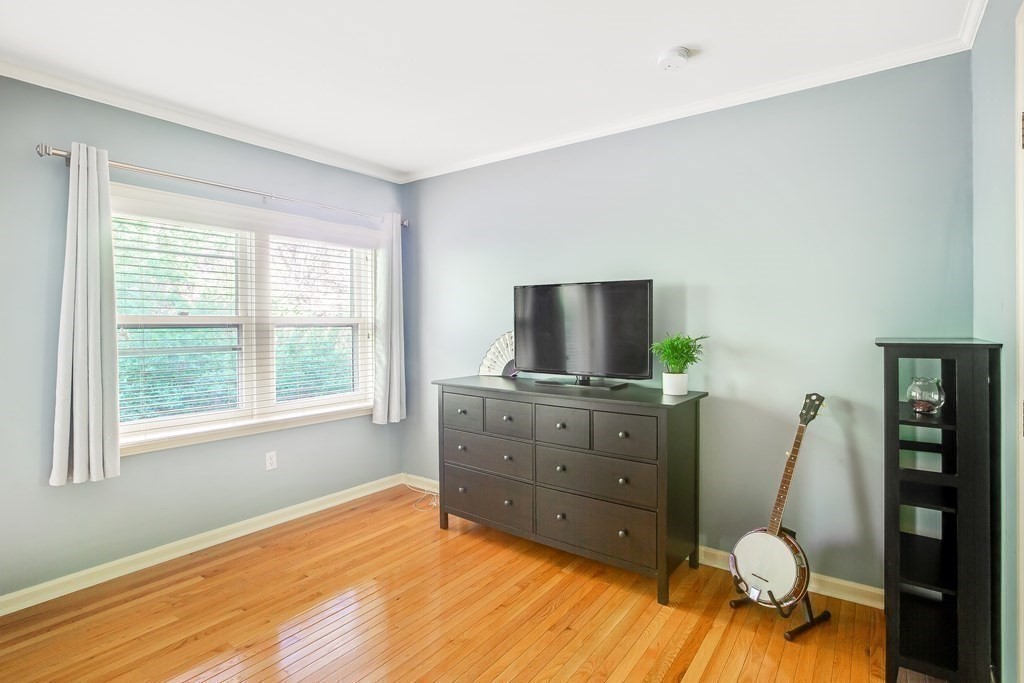 85 Glen Road, Unit 14 Brookline, MA 02445 - Photo 23 of 30 Gallery Image 23