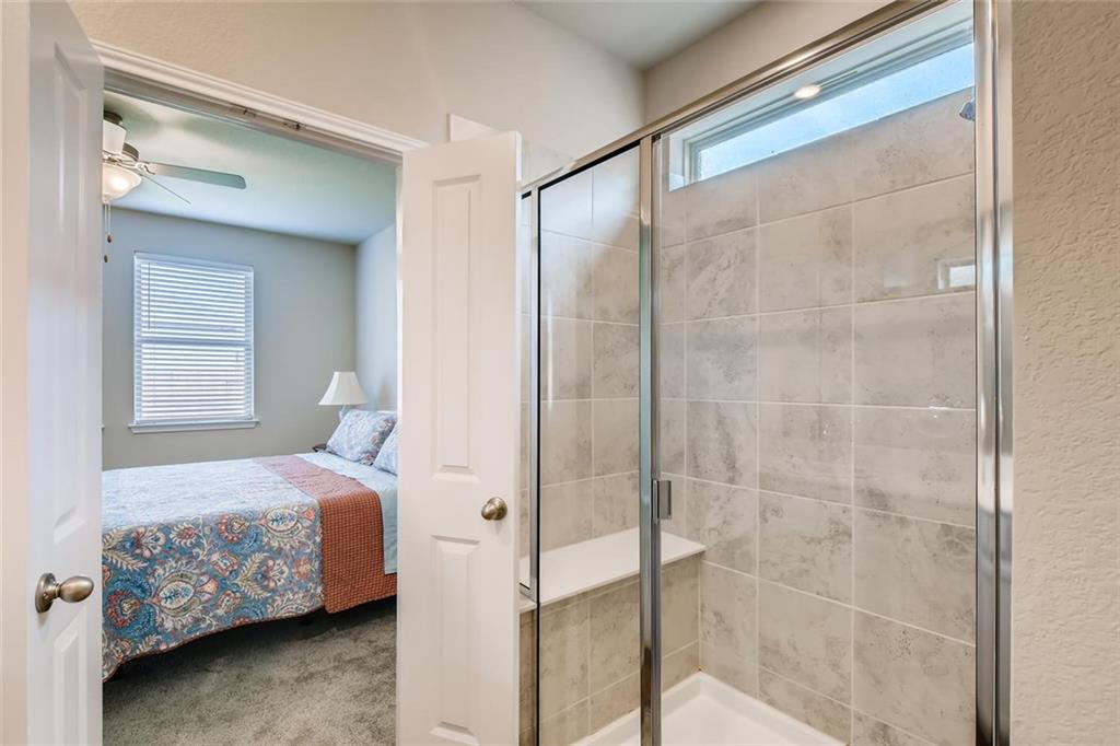 105 Tucana Street Georgetown, TX 78628 - Photo 9 of 17 Ensuite bathroom