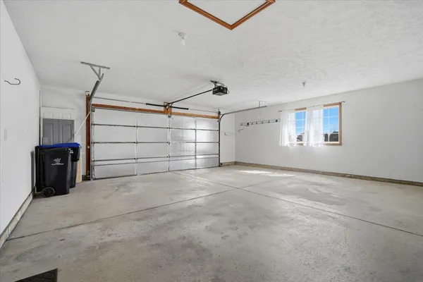 $240,000 | 3715 Wine Way, Bloomington, IL 61704