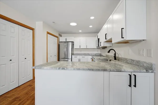 $240,000 | 3715 Wine Way, Bloomington, IL 61704