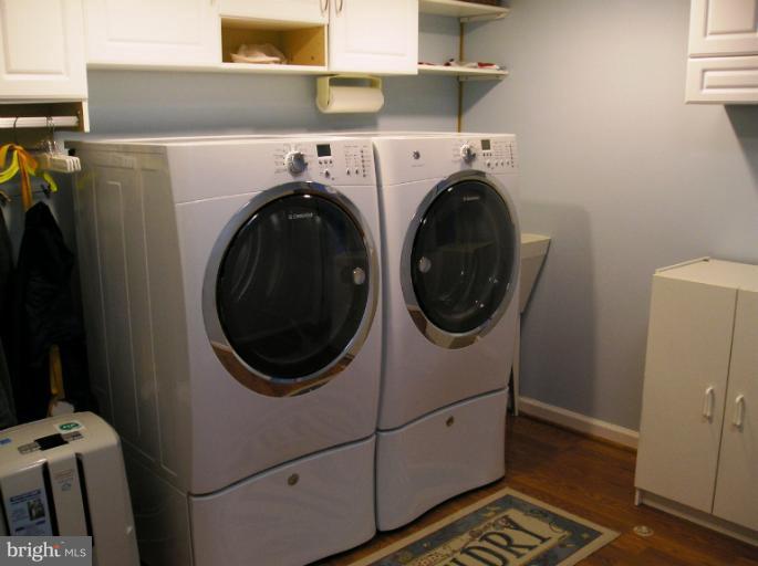 13541 Granview Road King George, VA 22485 - Photo 12 of 15 Laundry Room