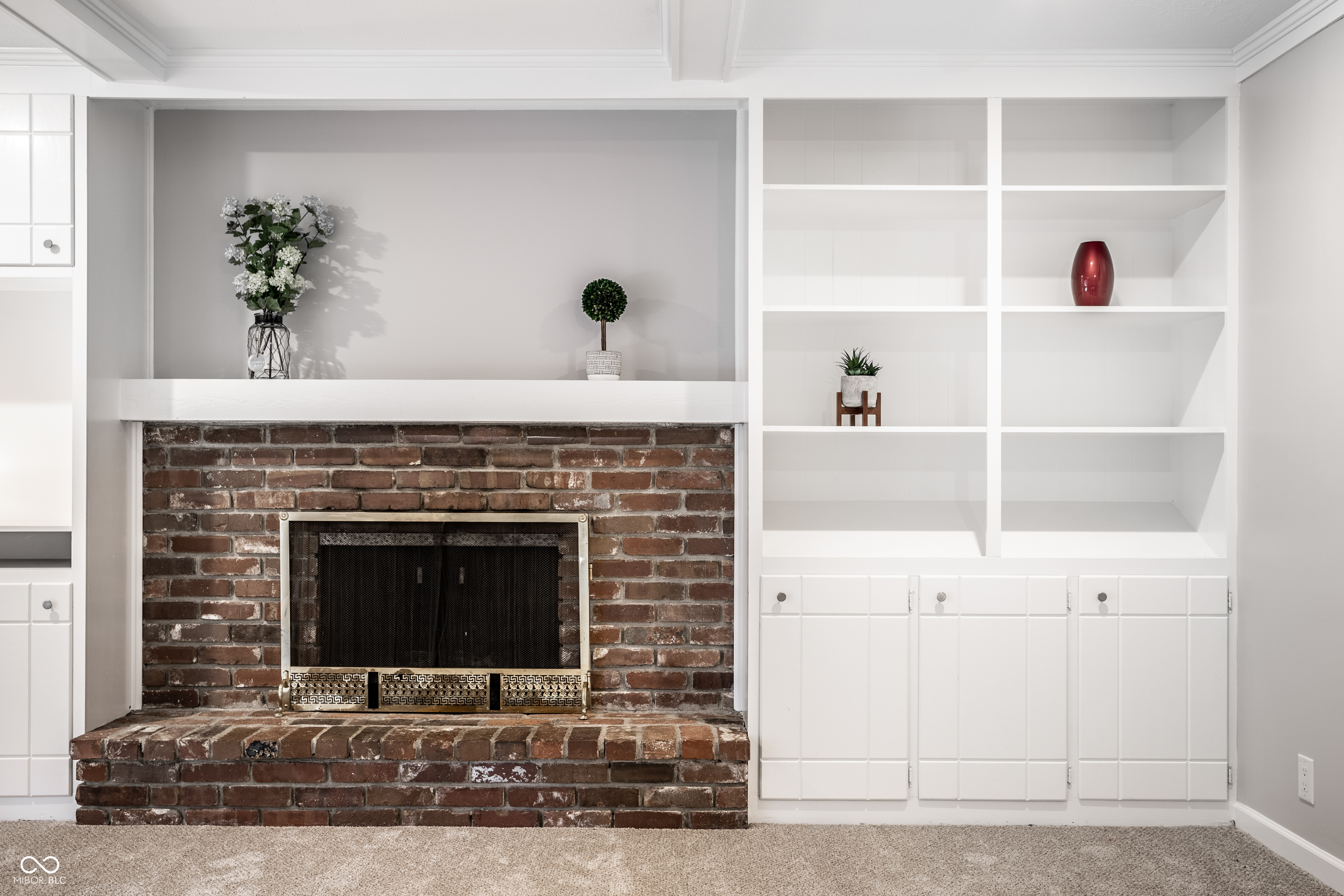 8829 Rexford Road Indianapolis, IN 46260 - Photo 15 of 55 Gallery Image 15