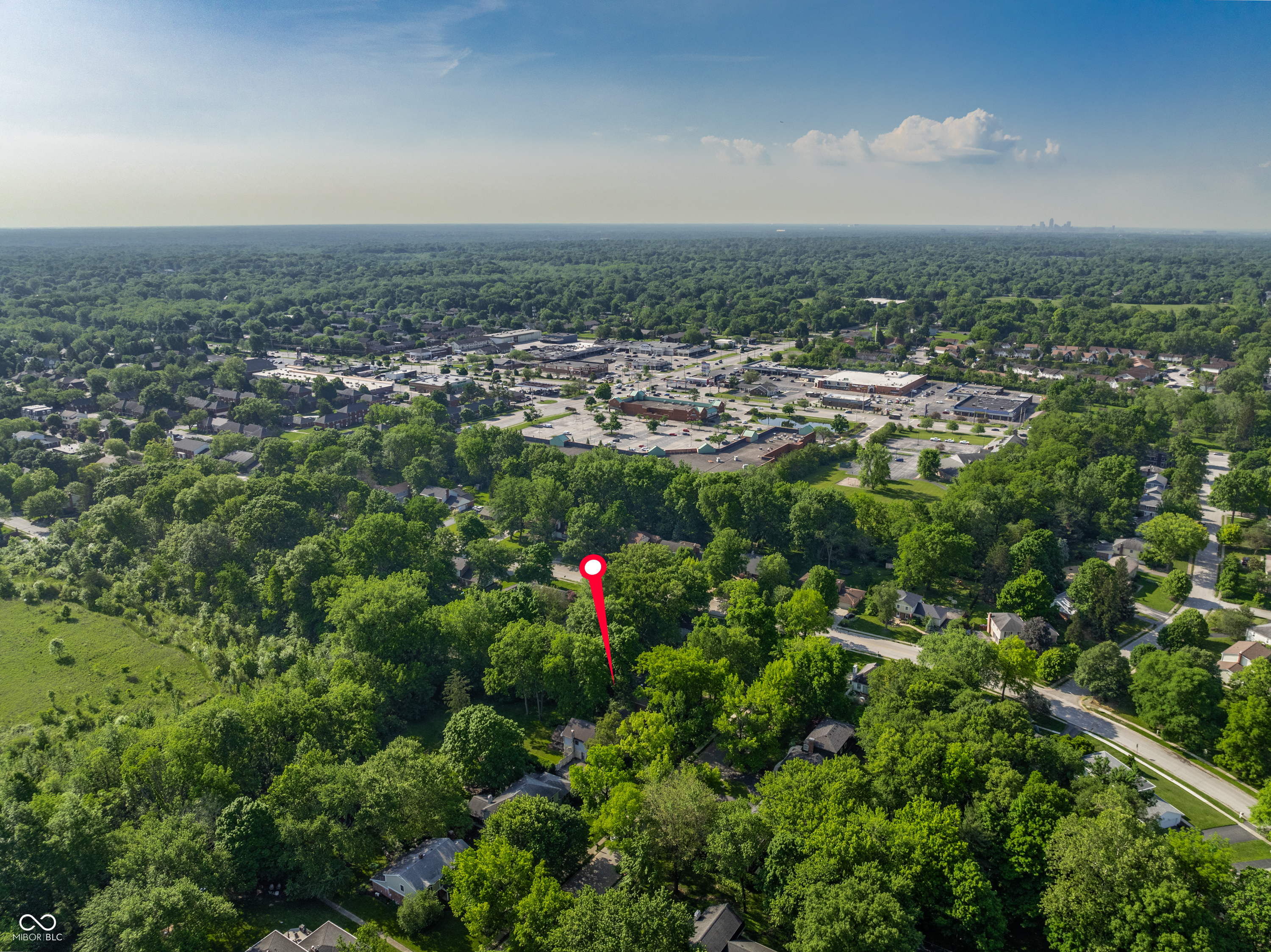 8829 Rexford Road Indianapolis, IN 46260 - Photo 47 of 55 Gallery Image 47