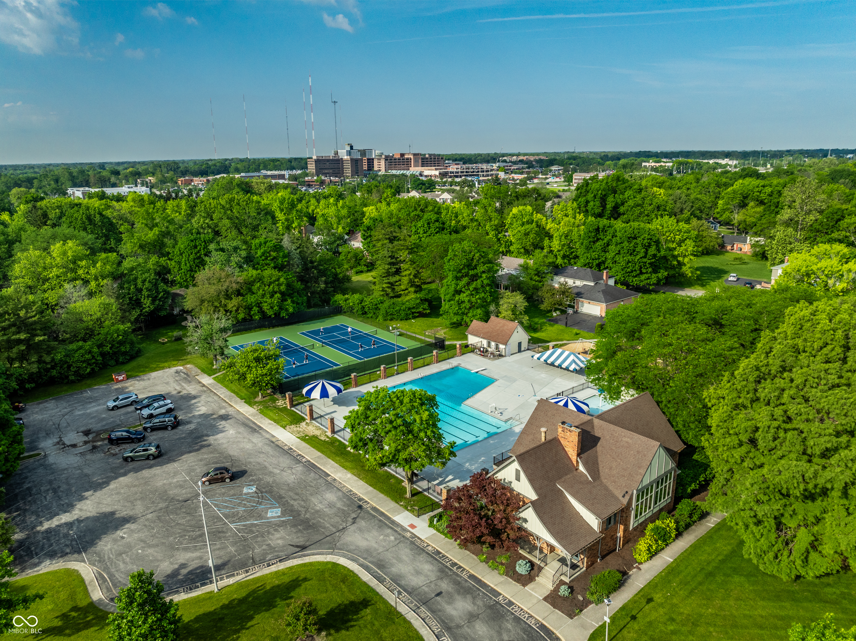 8829 Rexford Road Indianapolis, IN 46260 - Photo 51 of 55 Gallery Image 51
