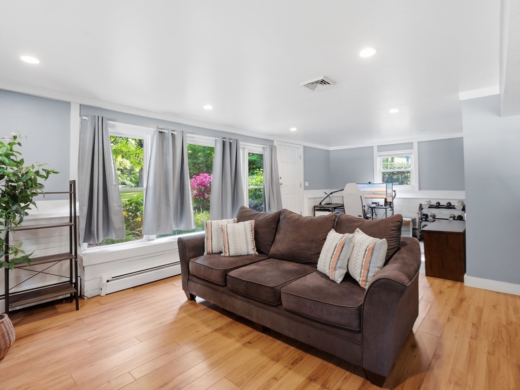 62 Juniper Road Andover, MA 01810 - Photo 22 of 38