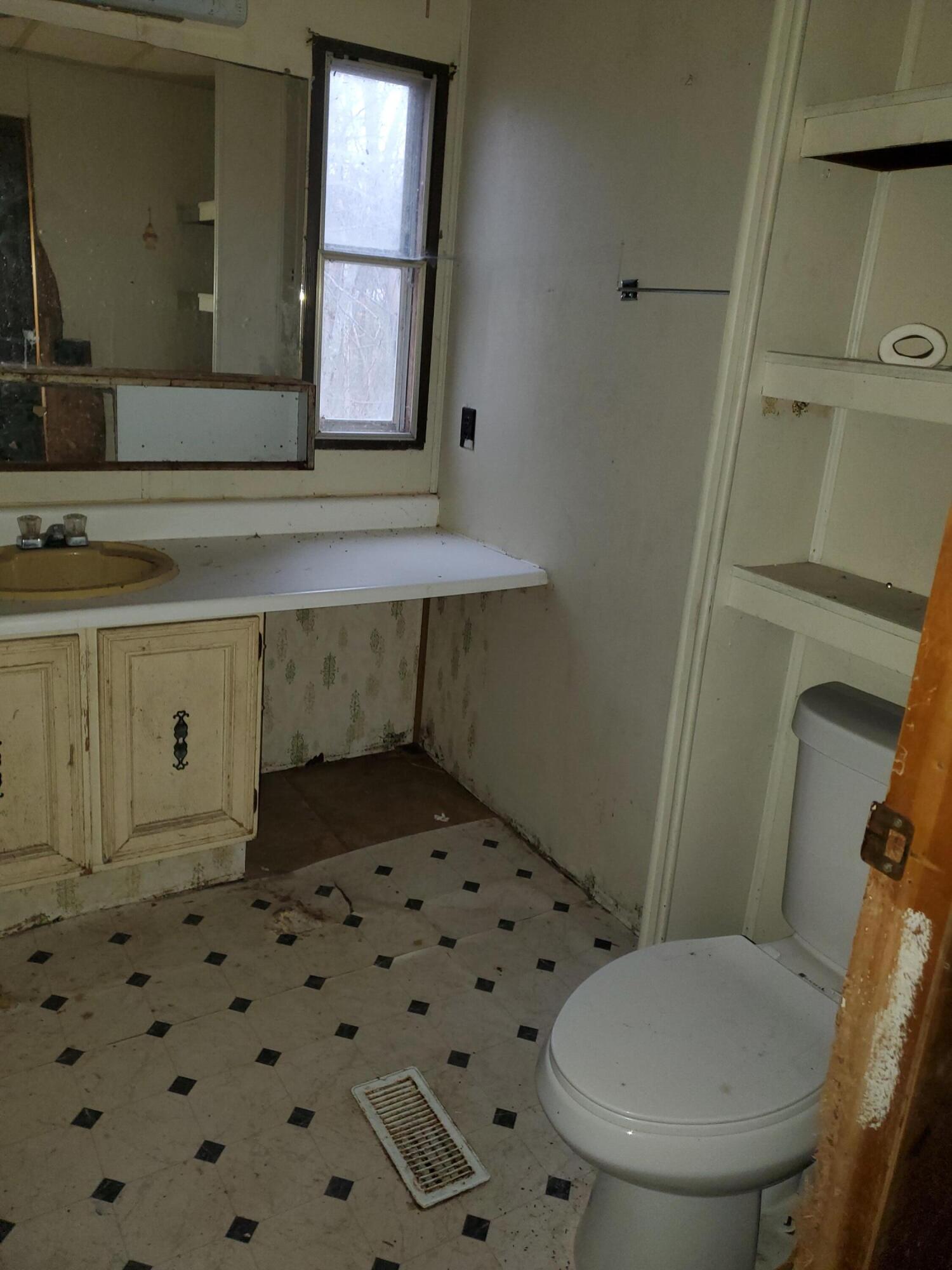 610 U.S. Rte 1, Unit RT Stockton Springs, ME 04981 - Photo 31 of 46