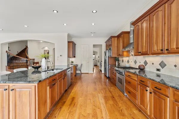 $1,425,000 | 5103 Chestnut Street, Bellaire, TX 77401