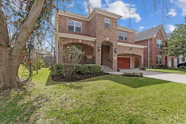 $1,425,000 | 5103 Chestnut Street, Bellaire, TX 77401