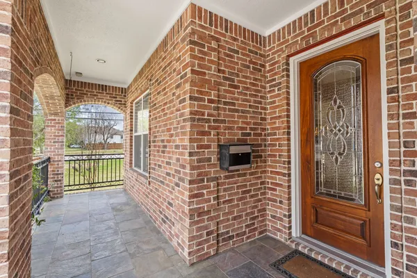 $1,425,000 | 5103 Chestnut Street, Bellaire, TX 77401
