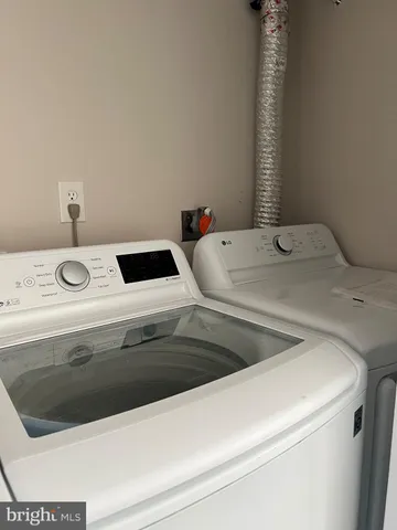 $2,700 | 1145 James Madison Circle, Fredericksburg, VA 22405