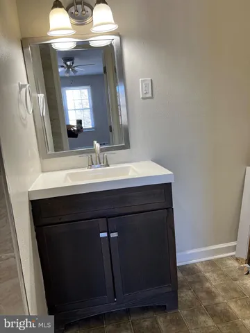 $2,700 | 1145 James Madison Circle, Fredericksburg, VA 22405