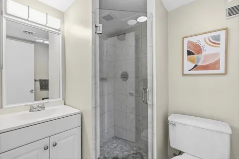 $197,500 | 9410 Poinciana Place, Unit 108, Davie, FL 33324