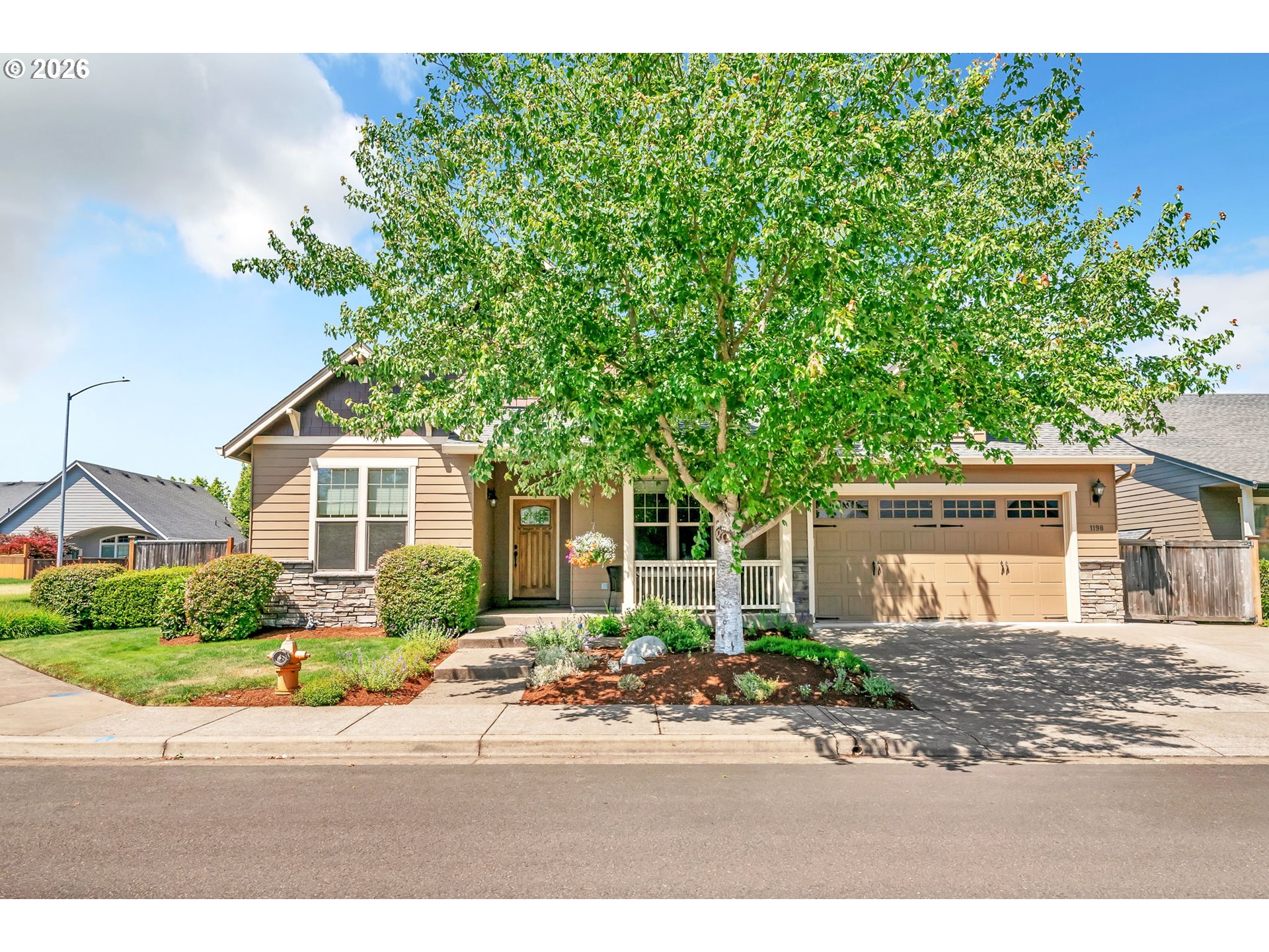 1198 South 41st Place Springfield, OR 97478 - Photo 4 of 47